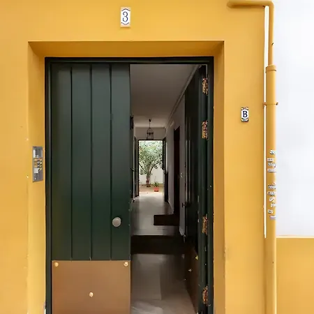 Tulip Apartment Seville