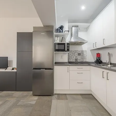 Tulip Apartment *